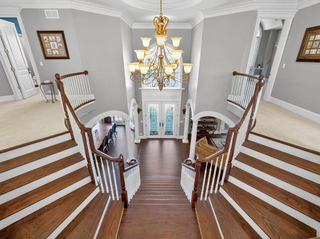 151 Palmer Circle, Vernon Hills, IL 60061
