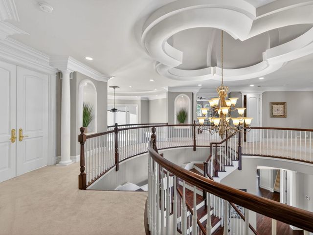 151 Palmer Circle, Vernon Hills, IL 60061