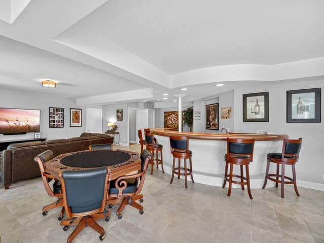 151 Palmer Circle, Vernon Hills, IL 60061