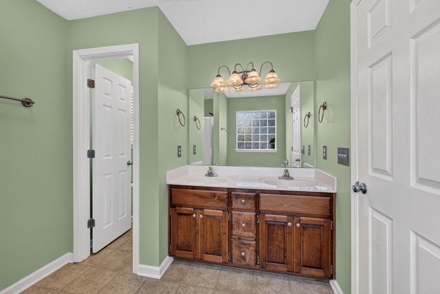 106 Emma Dr, Portland, TN 37148