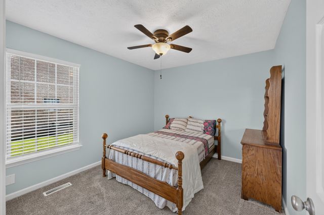 106 Emma Dr, Portland, TN 37148