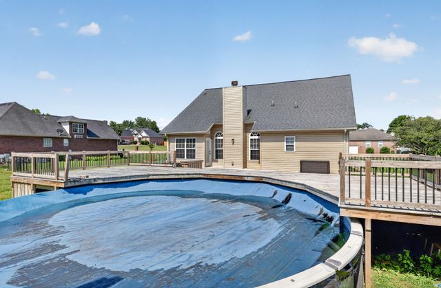 106 Emma Dr, Portland, TN 37148