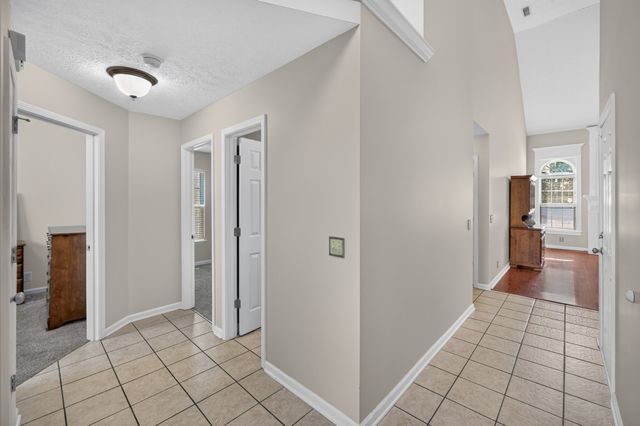 106 Emma Dr, Portland, TN 37148