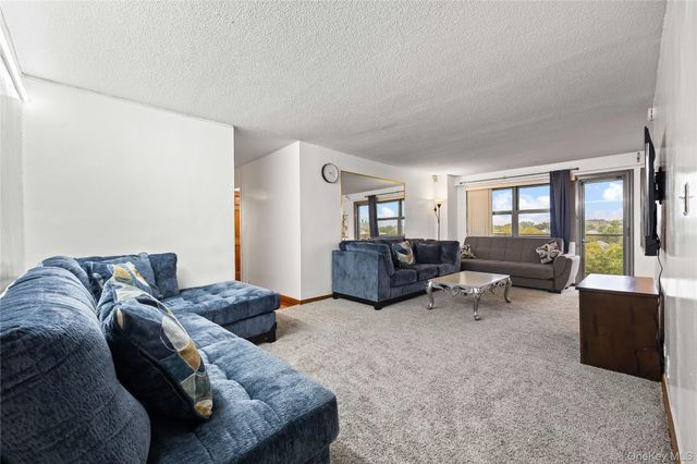 3410 de reimer Avenue 12D, Bronx, NY 10475