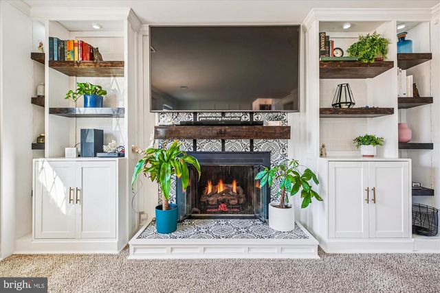 6917 HORIZON TER, Rockville, MD 20855