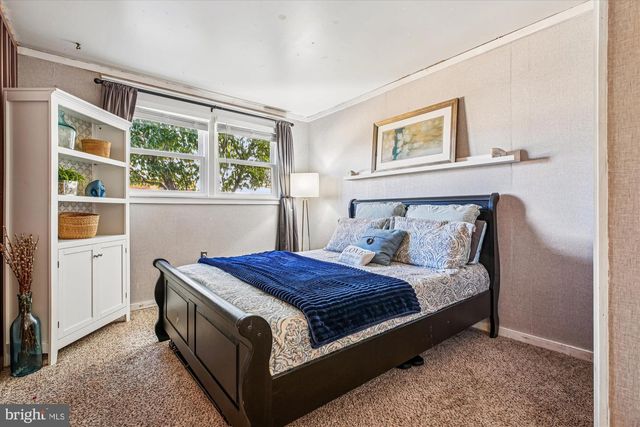 6917 HORIZON TER, Rockville, MD 20855