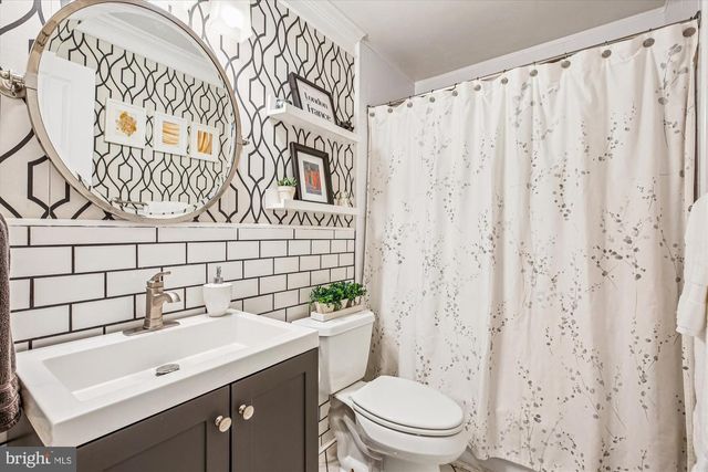 6917 HORIZON TER, Rockville, MD 20855