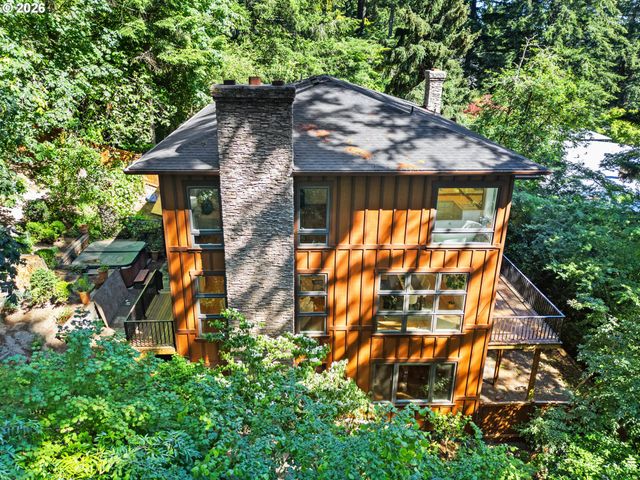 3352 Sw FAIRMOUNT Ln, Portland, OR 97239