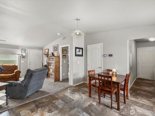 12721 W Macs Loop Road, Granite Falls, WA 98252