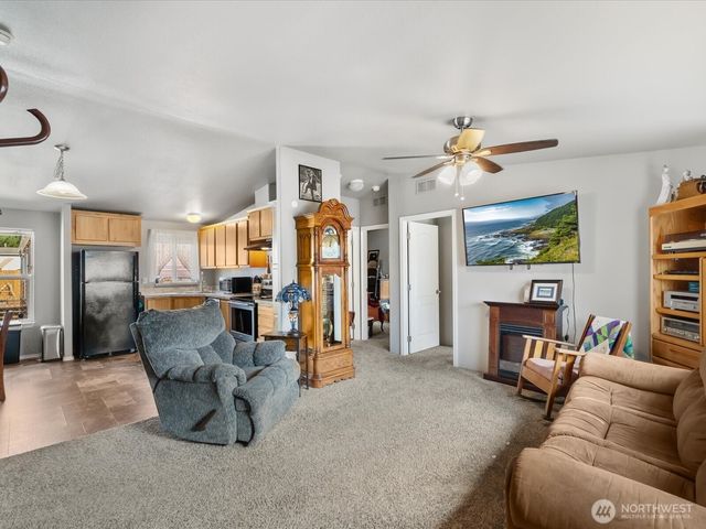 12721 W Macs Loop Road, Granite Falls, WA 98252