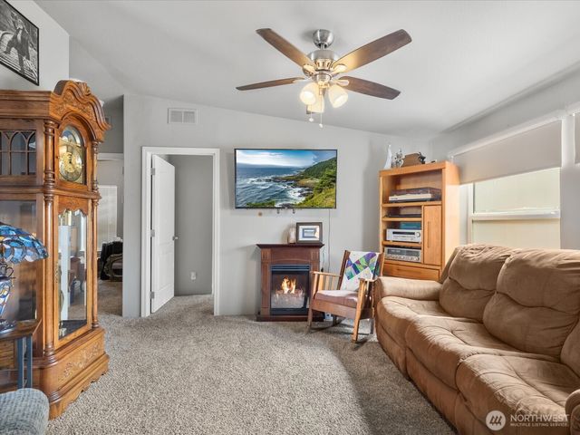 12721 W Macs Loop Road, Granite Falls, WA 98252