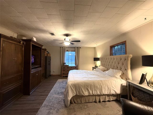 12 Wayne Street, Woodville, TX 75979