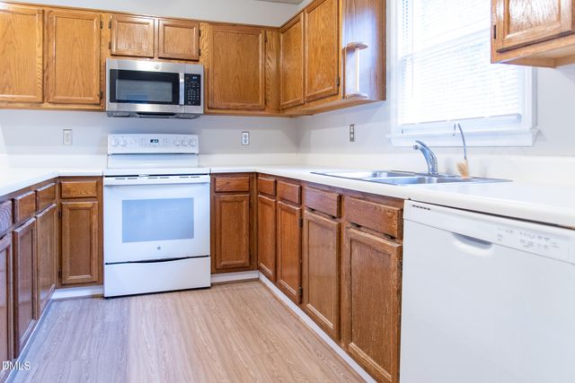 4713 Worchester Place, Raleigh, NC 27604