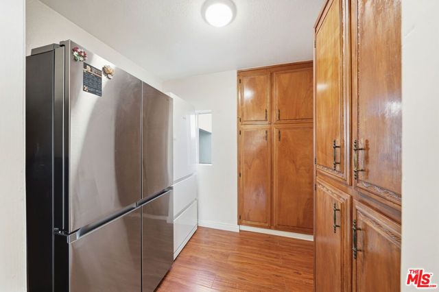 924 Westchester Place, Los Angeles, CA 90019