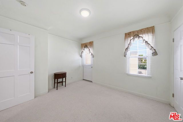 924 Westchester Place, Los Angeles, CA 90019