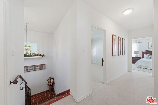 924 Westchester Place, Los Angeles, CA 90019