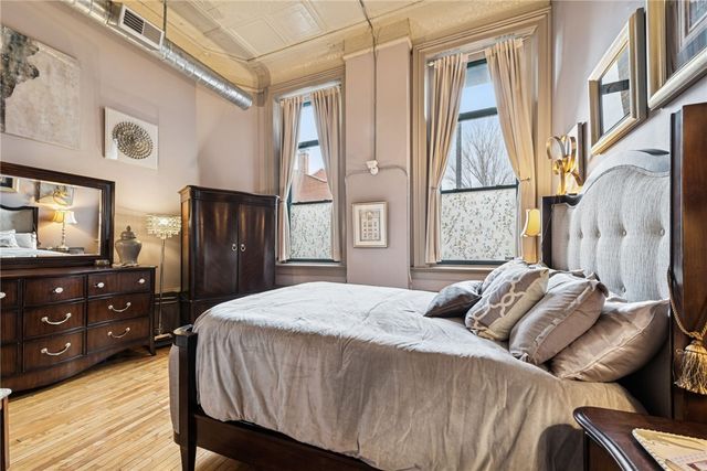 120 S 15th Street 103, South Side, PA 15203