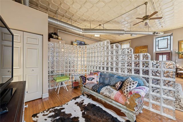 120 S 15th Street 103, South Side, PA 15203