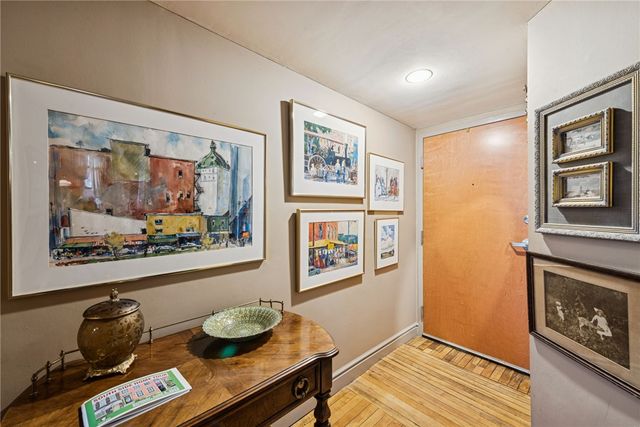 120 S 15th Street 103, South Side, PA 15203