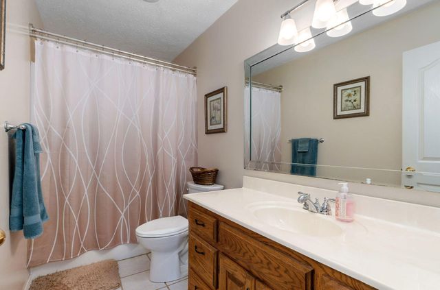 2046 N Belmont Court, Nixa, MO 65714