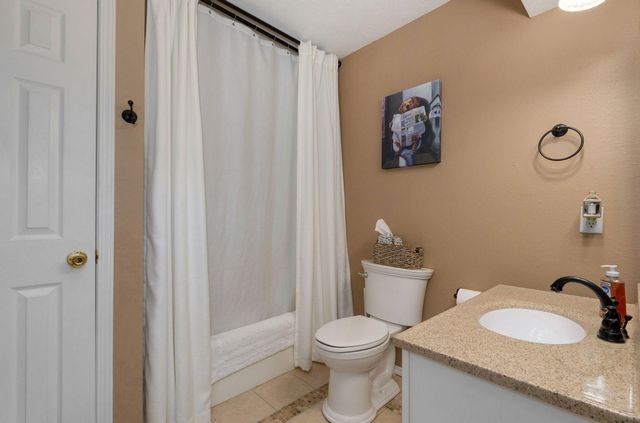 2046 N Belmont Court, Nixa, MO 65714