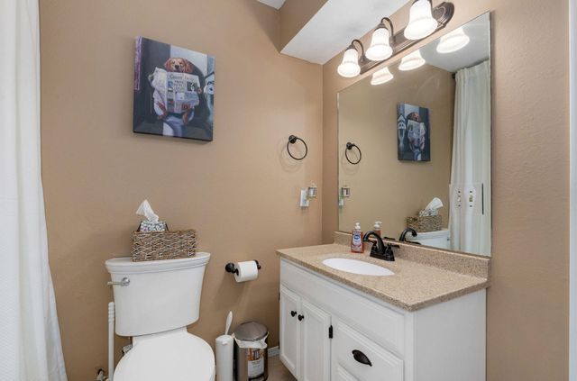 2046 N Belmont Court, Nixa, MO 65714