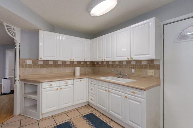 2046 N Belmont Court, Nixa, MO 65714