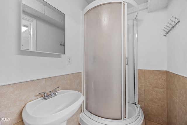1208 Hatch Road, Chapel Hill, NC 27516