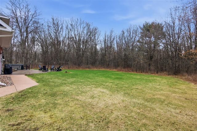 1885 Buck Rub Road, Eau Claire, WI 54703