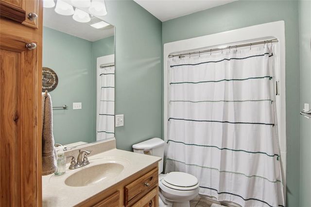 1885 Buck Rub Road, Eau Claire, WI 54703