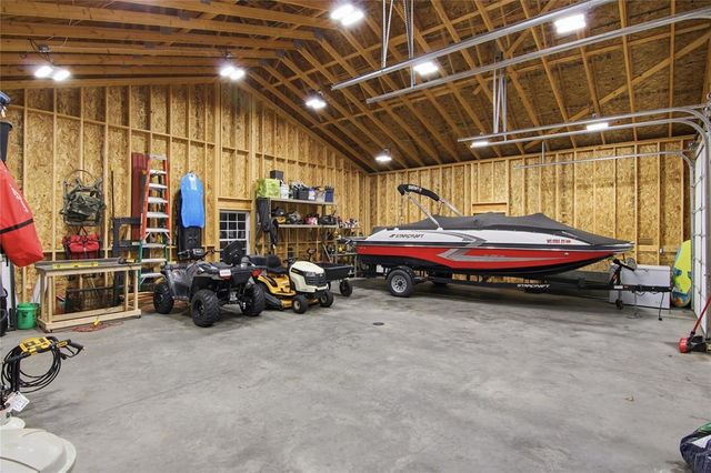 1885 Buck Rub Road, Eau Claire, WI 54703