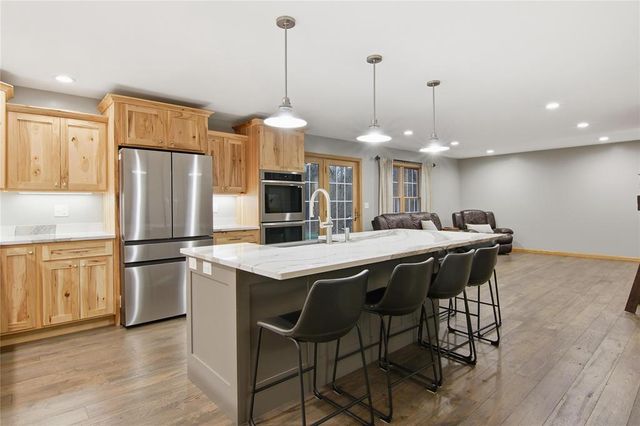 1885 Buck Rub Road, Eau Claire, WI 54703