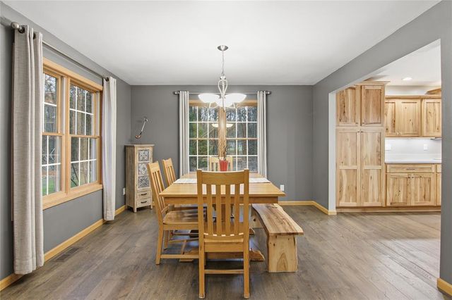 1885 Buck Rub Road, Eau Claire, WI 54703