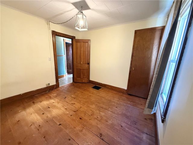 15 State Street, Manchester, NY 14504