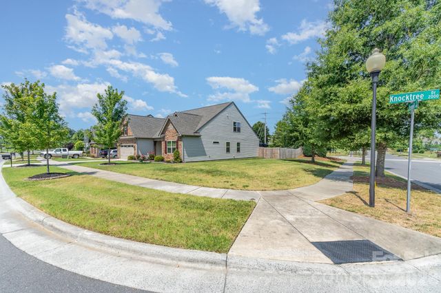 2010 Knocktree Drive, Indian Trail, NC 28079