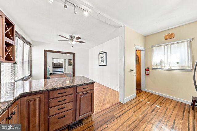 11 WASHINGTON AVE, Collingswood, NJ 08108