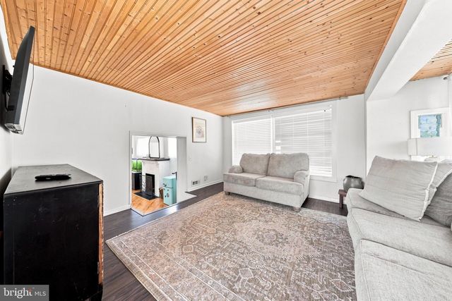 11 WASHINGTON AVE, Collingswood, NJ 08108