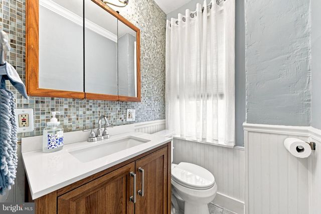 11 WASHINGTON AVE, Collingswood, NJ 08108