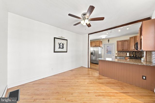 11 WASHINGTON AVE, Collingswood, NJ 08108