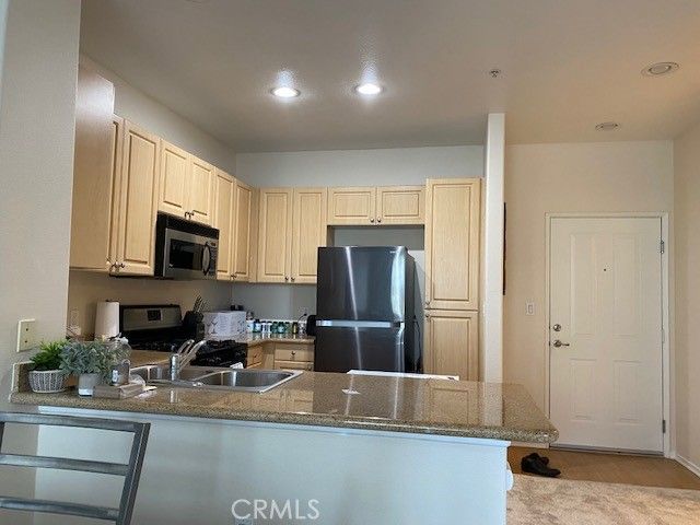 2442 Watermarke, Irvine, CA 92612