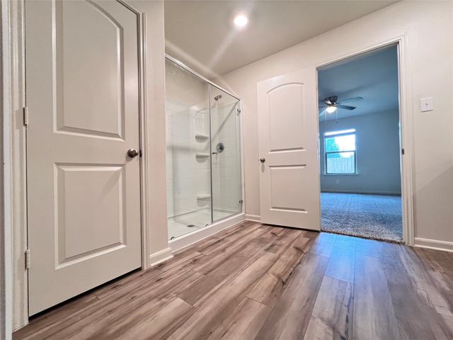 120 Caboose, Newark, TX 76071