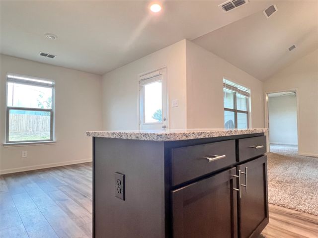 120 Caboose, Newark, TX 76071
