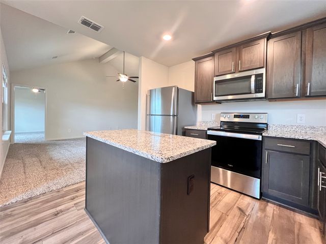 120 Caboose, Newark, TX 76071