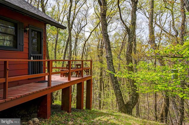 180 FRYE PATH, Gore, VA 22637