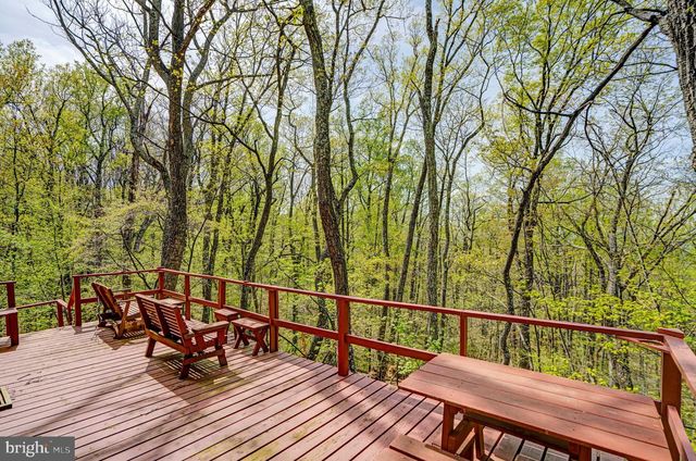 180 FRYE PATH, Gore, VA 22637