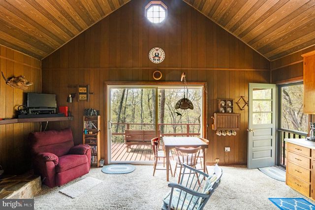 180 FRYE PATH, Gore, VA 22637