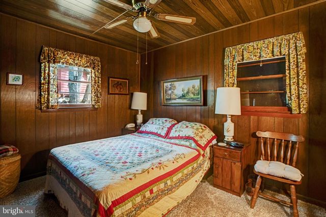 180 FRYE PATH, Gore, VA 22637