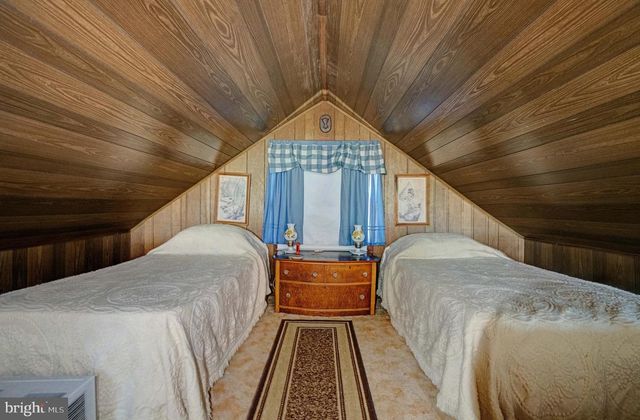 180 FRYE PATH, Gore, VA 22637
