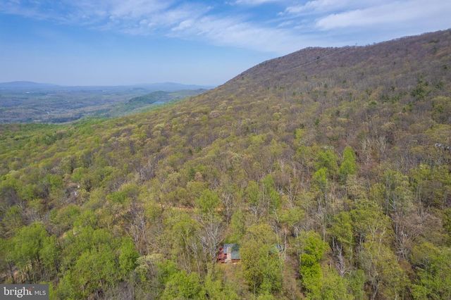 180 FRYE PATH, Gore, VA 22637