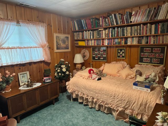 225 SW Westholm Avenue, Grants Pass, OR 97526